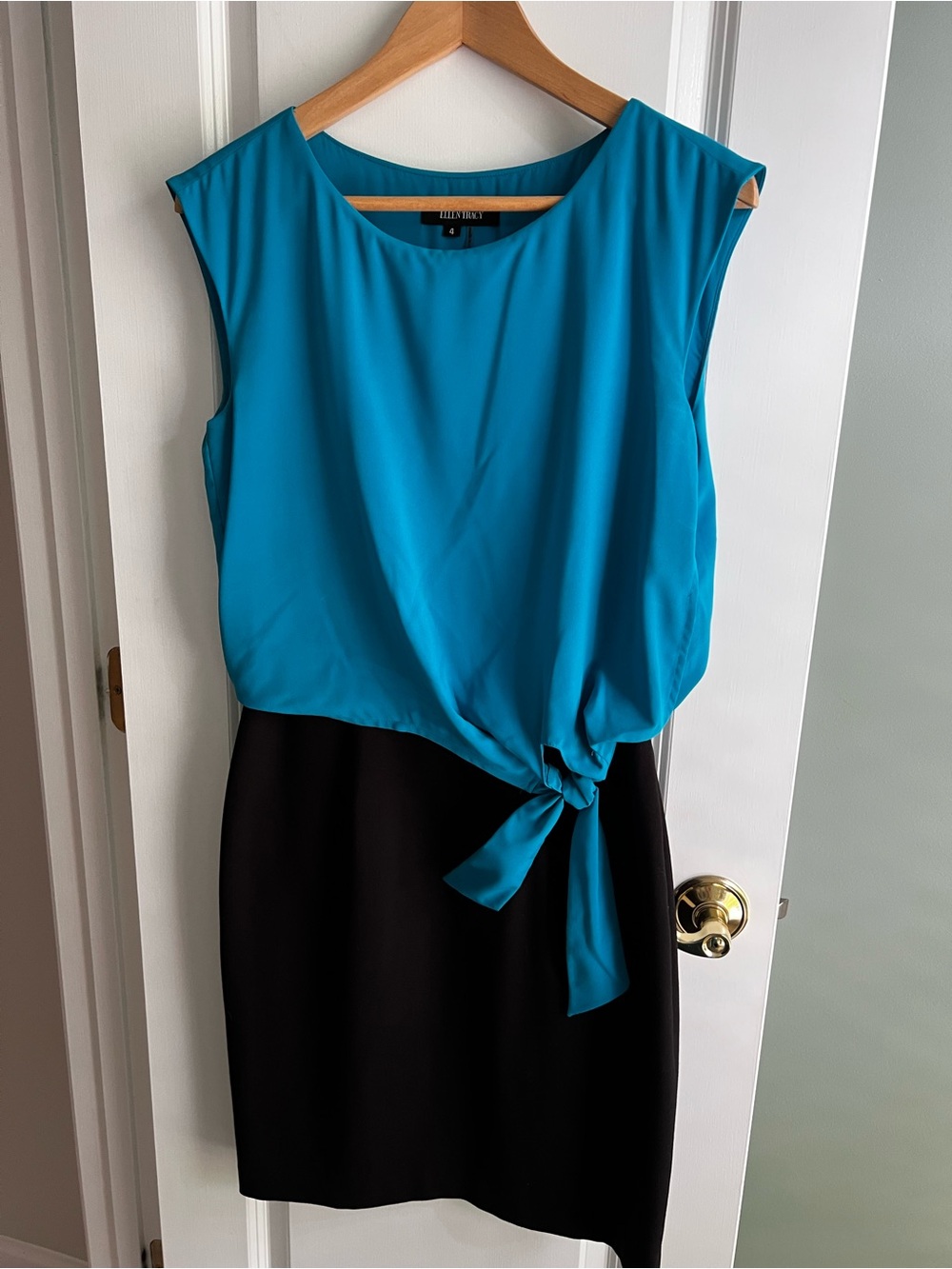 Ellen Tracy Dress Turquoise Sleeveless Tie-Waist Top with Black Pencil Skirt